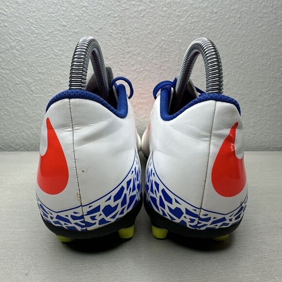 Nike Hypervenom Phelon Women’s Soccer Cleats - Picture 4 of 7